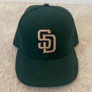 Dark Green San Diego Padres Baseball Cap with Tan Logo Size 7.25